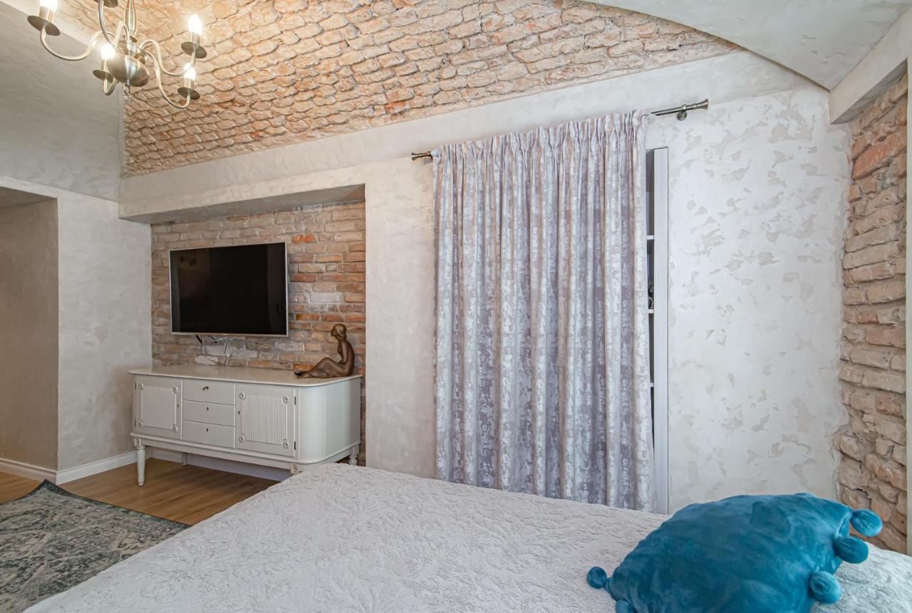 Luxury Apartment In Pilies Street VNO Exterior photo